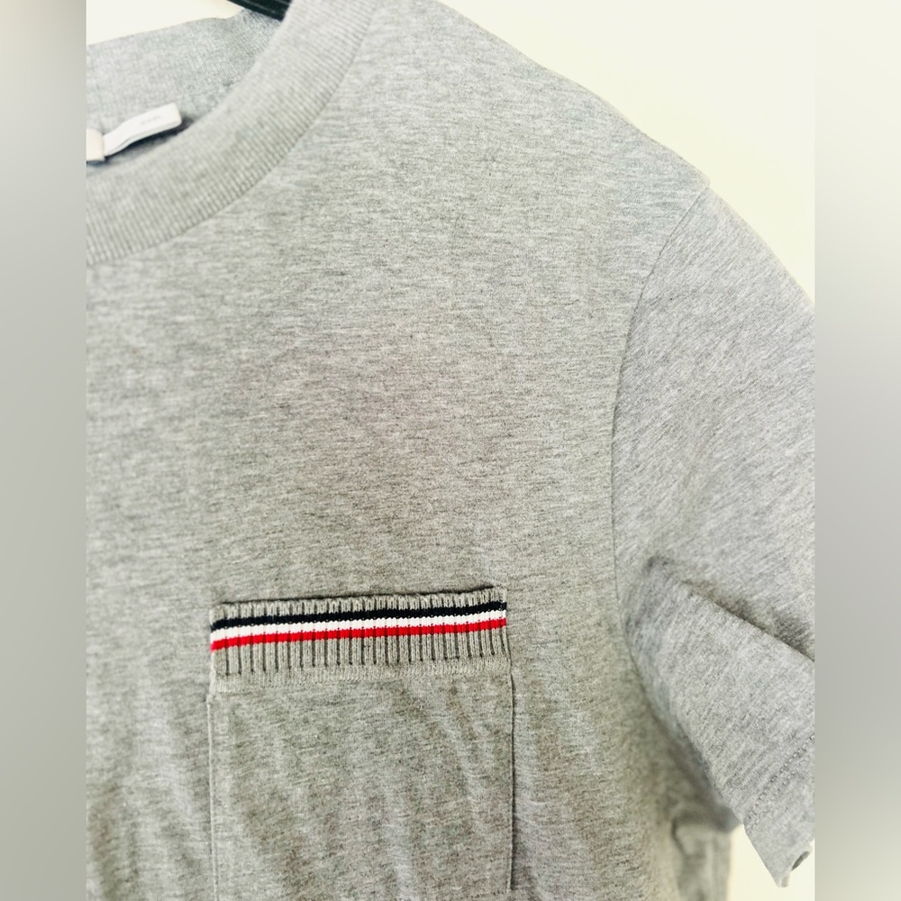 Moncler Gamma Bleu Striped Pocket T-Shirt Gray Cotton Made In Italy Sz Medium - Picture 6 of 7